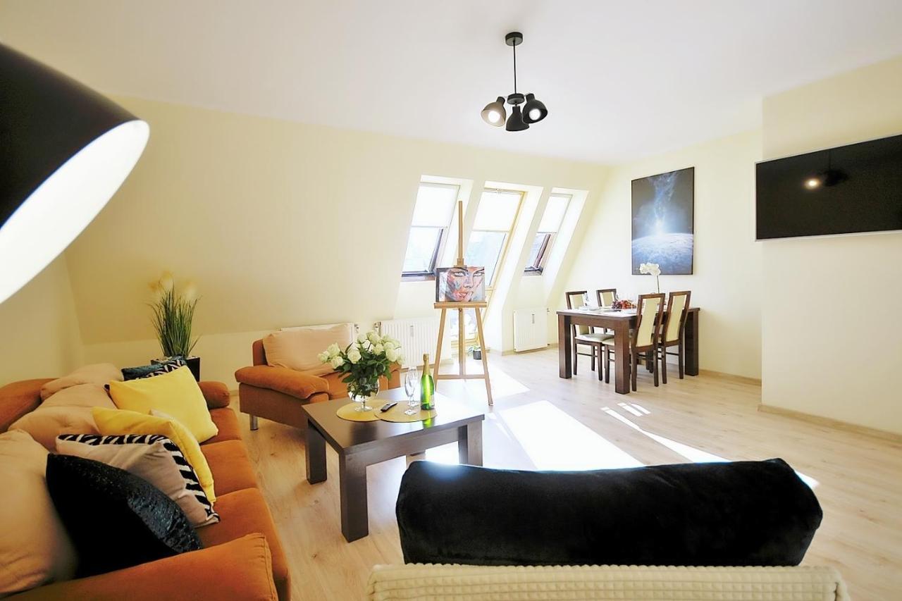 50 M Do Plazy Thobruk Apartamenty Piekna Dama Z Kolobrzegu Exteriér fotografie