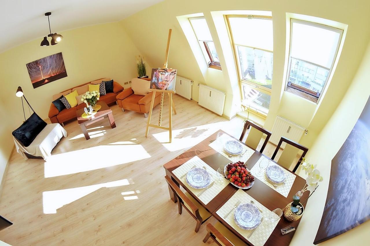 50 M Do Plazy Thobruk Apartamenty Piekna Dama Z Kolobrzegu Exteriér fotografie